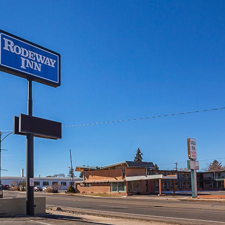 Rodeway Inn Сидар-Сити Экстерьер фото