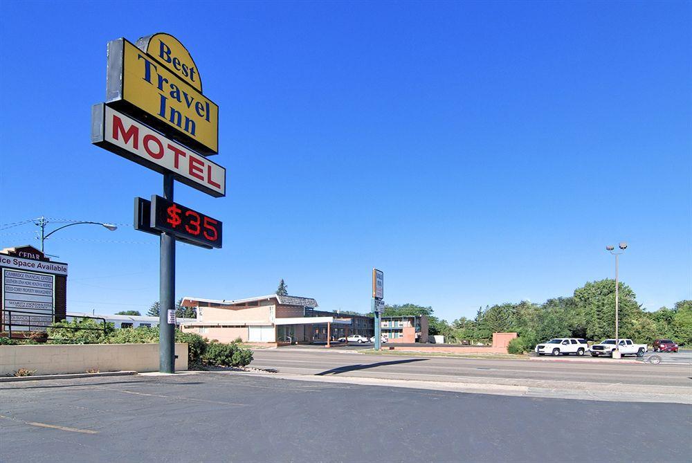 Rodeway Inn Сидар-Сити Экстерьер фото